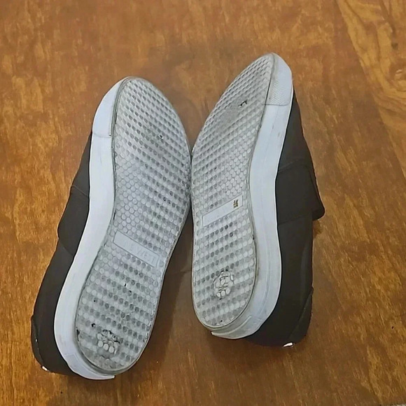 Nine West Quilted Slip On Sneakers - Picture 4 of 6